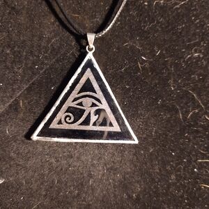 Blue eye of Horus pendant